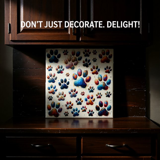 Högspänningsfack i hund med färgad kakelplatta (Skapare uppladdad)