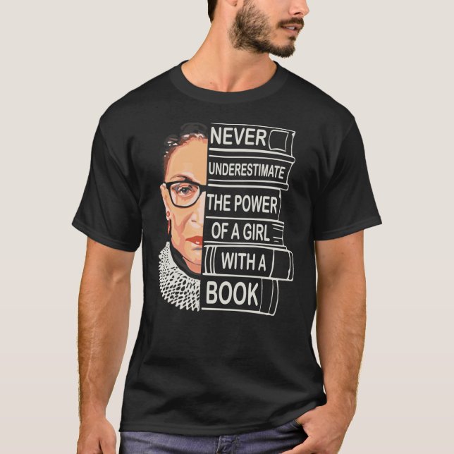 Högsta domstolen Ruth Bader Ginsburg Classic T Shirt (Framsida)