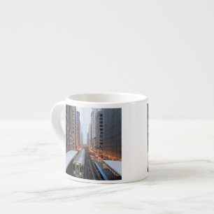 Högstämd stång i i stadens centrum Chicago över Espressomugg