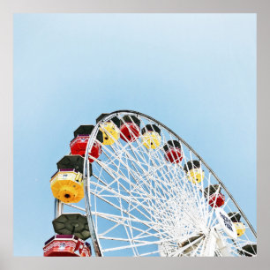 Högt vinkelt foto på vitt Ferris-hjul i morgon Poster