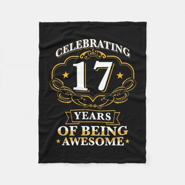 Högtidlighållande av 17 år som Fantastisk Fleecefilt (Framsidan)