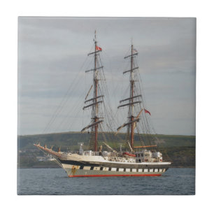 Högväxt frakt Stavros S Niarchos. Kakelplatta