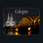 Hohenzollern Bridge, katedral i Köln, Tyskland Magnet<br><div class="desc">Foto på katedralen i Köln,  bron över Rhen,  Köln,  Tyskland.</div>