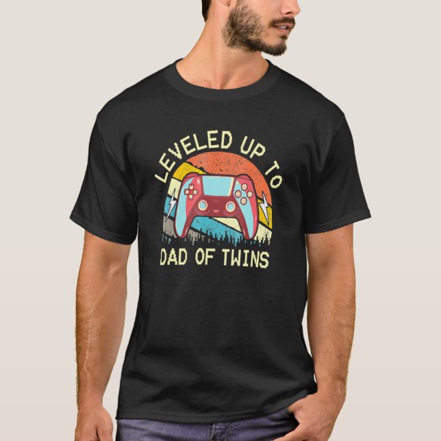Höjd upp till Pappa av Twillingarnas spelmatematik T Shirt (Framsida)