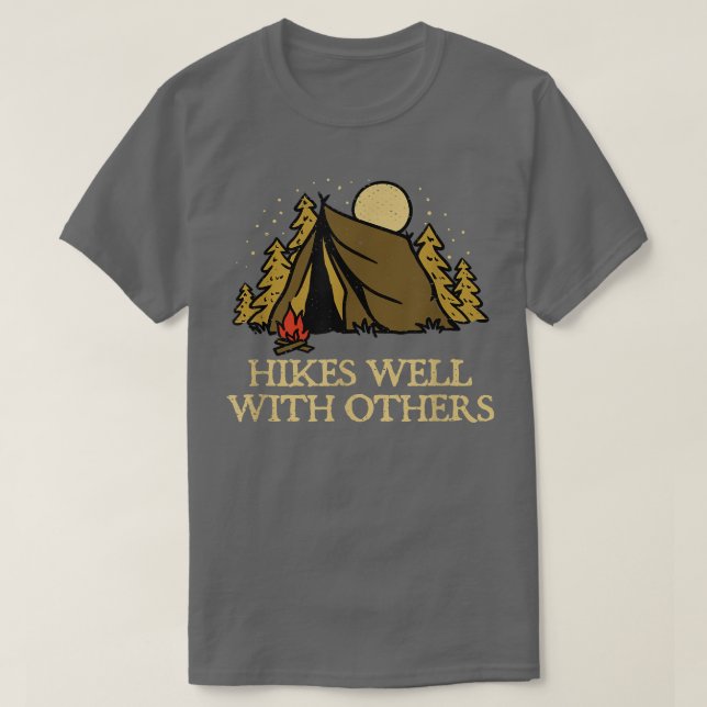 Höjer med andra som hyr vänner och hyr ut Buddy T Shirt (Design framsida)
