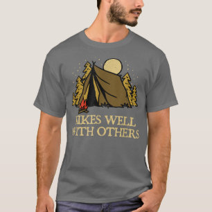Höjer med andra som hyr vänner och hyr ut Buddy T Shirt