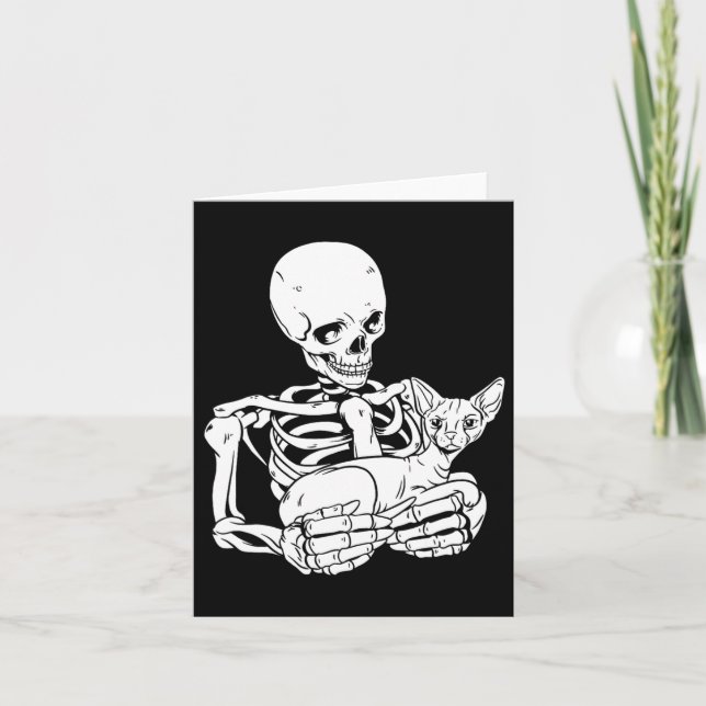 Holding Cat Funny Halloween Skull Sphynx Cat Kort (Framsida)