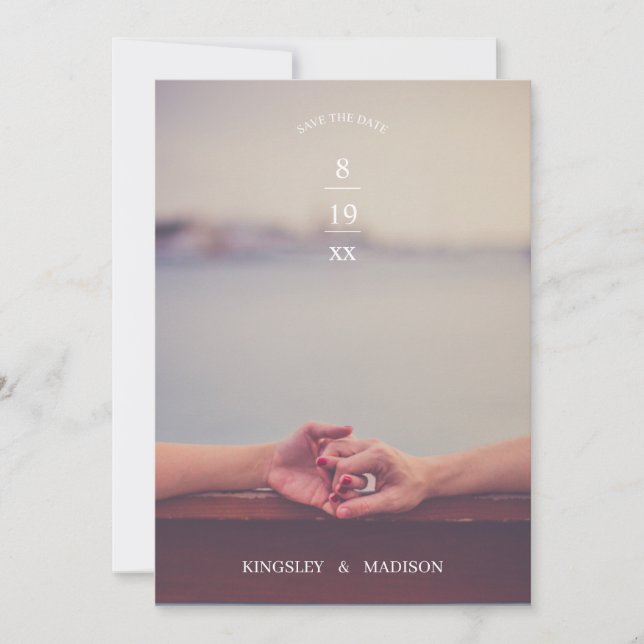 Holding händer modern bröllop spara datum spara datumet (Framsida)