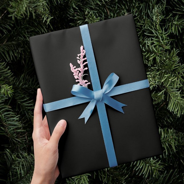 Holiday gift wrapping, black color. presentpapper (Skapare uppladdad)