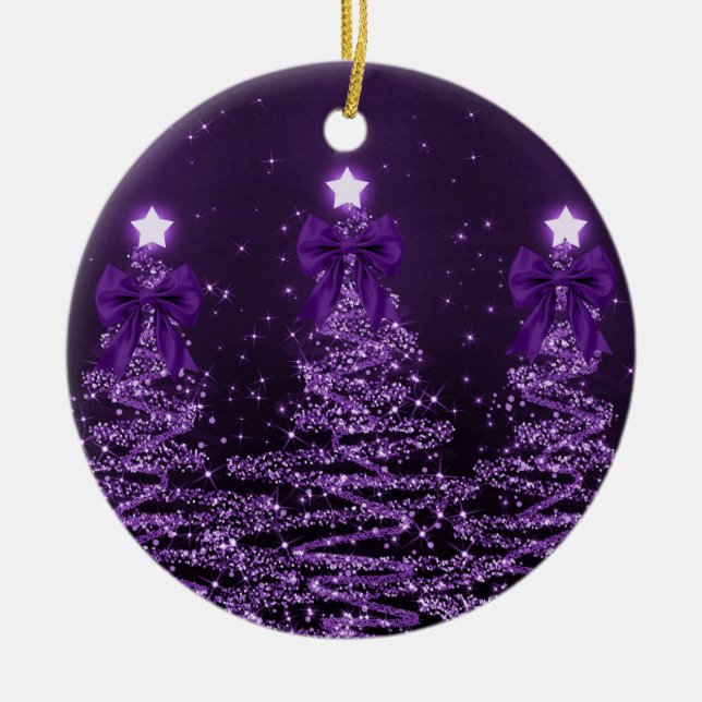 Holiday Greeting Purple Christmas Trees Bows Julgransprydnad Keramik (Framsidan)