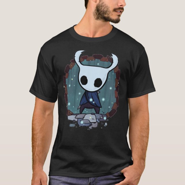 Hollow Knight Essential T-Shirt (Framsida)