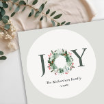 Holly Berries Gräs Träd Joy Julkrutans Runt Klistermärke<br><div class="desc">Om du behöver ytterligare anpassningar kan du kontakta mig på yellowfebstudio@gmail.com.</div>