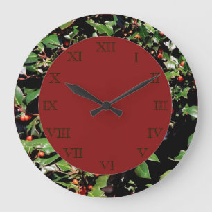 Holly & Berries Wall Clock Stor Klocka
