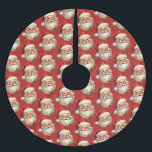 Holly Jolly Jultomten Retro jul Mönster Julgransmatta Borstad Polyester<br><div class="desc">Träd med en glatt illustration av en vintage stil Jultomten med röda rosyskon. Hans klassiska röda julhatt och hans stora vita skägg. En snårskog bidrar till den festliga helgdag i denna utformning.</div>