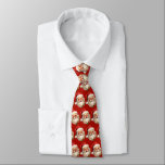 Holly Jolly Jultomten Retro jul Mönster Slips<br><div class="desc">En slips med en glatt illustration av en vintage stil Jultomten med röda rosyskon och med sin klassiska rödtomhatt och sin stora vita björn. En snårskog bidrar till den festliga helgdag i denna utformning.</div>