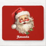 Holly Jolly Jultomten Retro jul Musmatta<br><div class="desc">Mousepad med en glatt illustration av en vintage stil Jultomten med röda rosyskon och med sin klassiska rödtomhatt och sin stora vita björn. En snårskog bidrar till den festliga helgdag i denna utformning.</div>