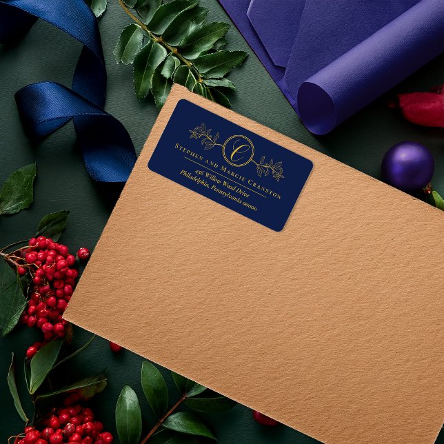 Holly | Returadressen Berries Faux Guld Monogram Adressetikett (Elegant Holly and Berries Faux Gold Monogram Address Return Address Label - Dk Blue | Gold Tone)