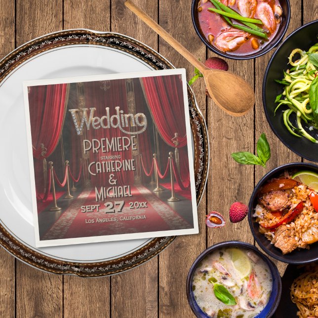 Hollywood Movie Red Carpet Premiere Bröllop Pappersservett (Flat lay silver screen golden glitz glamour touch – Red Carpet Wedding Napkin)