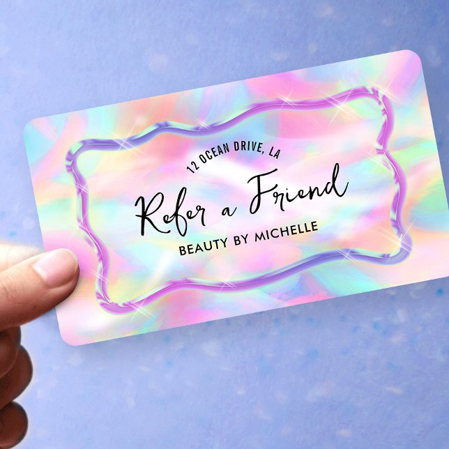 Holografiska neonfärger Referera en väninna Rabattkort (Neon colors Refer a Friend cards with holographic style background and trendy fonts)