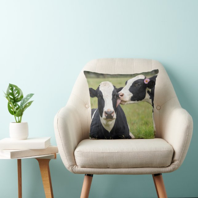Holstein-ko kramar på bondgårdsbetesmark kudde (Stol)