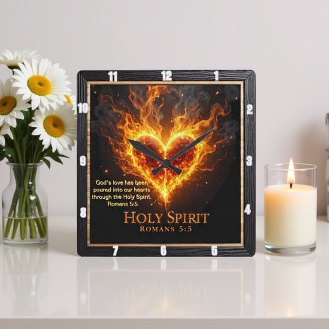 Holy Spirit Glowing Flaming Heart Love Romans 5:5 Fyrkantig Klocka (Skapare uppladdad)