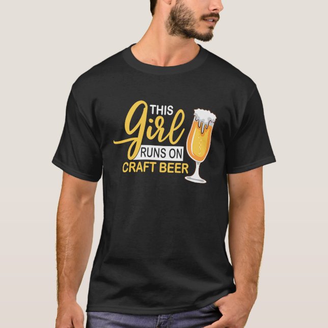 Home Brewing Girl Microbrewing House Brew Brewer C T Shirt (Framsida)