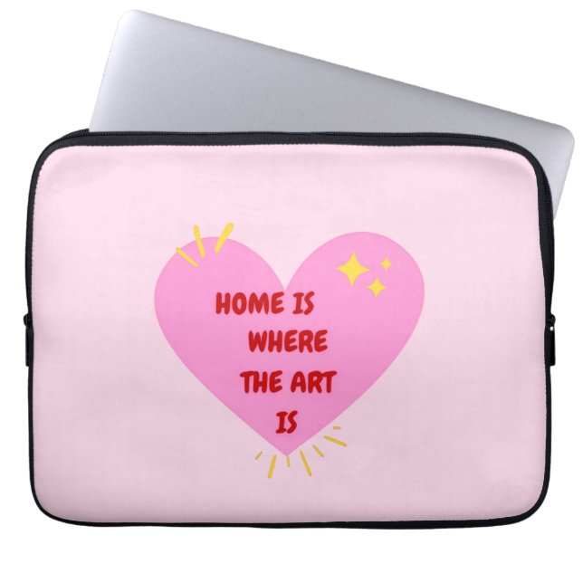 Home Is Where The Art Is – Cute Heart Inspirationa Laptop Fodral (Framsidan)