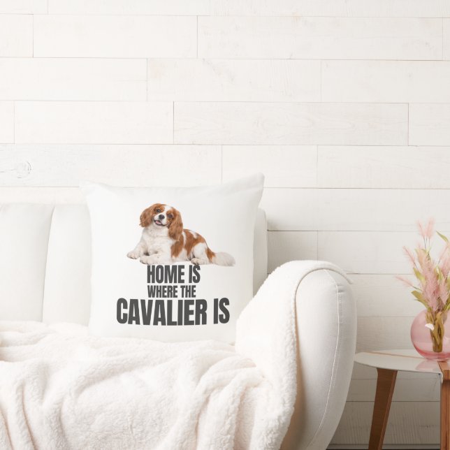 Home Is Where the Cavalier Is Throw Pillow Kudde (Soffa)