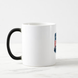 Home of the Brave Salute Tee Magisk Mugg