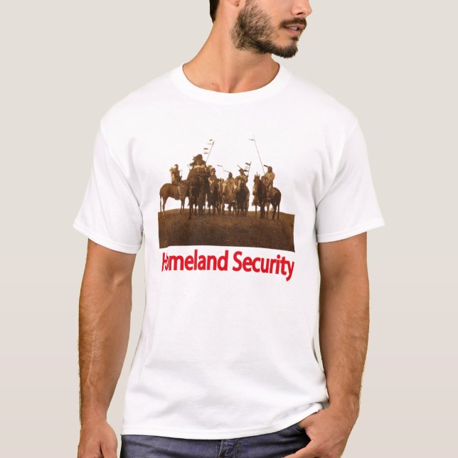 Homeland Security Nominerade amerikaner Tee (Framsida)