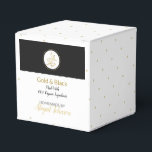 Homemade Bath & Body Packaging | Guld & Black Presentaskar<br><div class="desc">Anpassa den här rutan till ditt recept för handgjorda och hemgjorda sockerskrubbar, lotioner, krämer, kroppssmödrar och tvålar. Helt anpassade, så att det kan användas för vilken doft eller smak som helst - och inte bara för bad och kroppsgåvor. Vi har skapat de här svarta och vita presentlådorna så att de...</div>