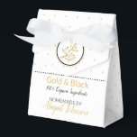 Homemade Bath & Body Packaging | Guld & Black Presentaskar<br><div class="desc">Anpassa den här rutan till ditt recept för handgjorda och hemgjorda sockerskrubbar, lotioner, krämer, kroppssmödrar och tvålar. Helt anpassade, så att det kan användas för vilken doft eller smak som helst - och inte bara för bad och kroppsgåvor. Vi har skapat de här svarta och guld-presentlådorna så att de kan...</div>