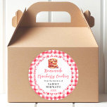Homemade Cranberry Cookies Food Label Runt Klistermärke<br><div class="desc">Den här roligten och det vita klistermärket har kranberriskakor på vit snöre med doft och röd gingham-bakgrund. Det är perfekt att märka dina hemgjorda varor. Texten kombinerar handskript och serif typsnitt för en snyggt och ett modernt utseende.</div>