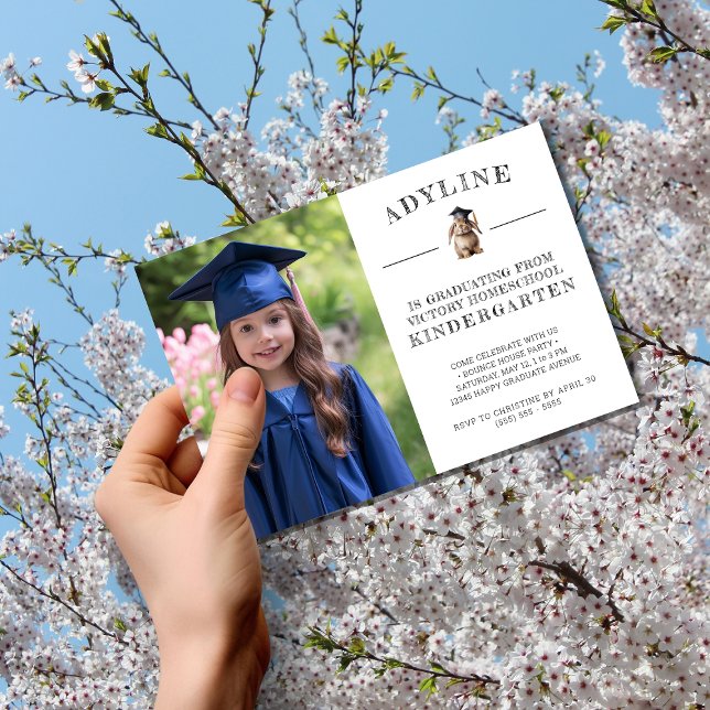Homeschool Kindergarten Studenten med Bunny Inbjudningar (Skapare uppladdad)