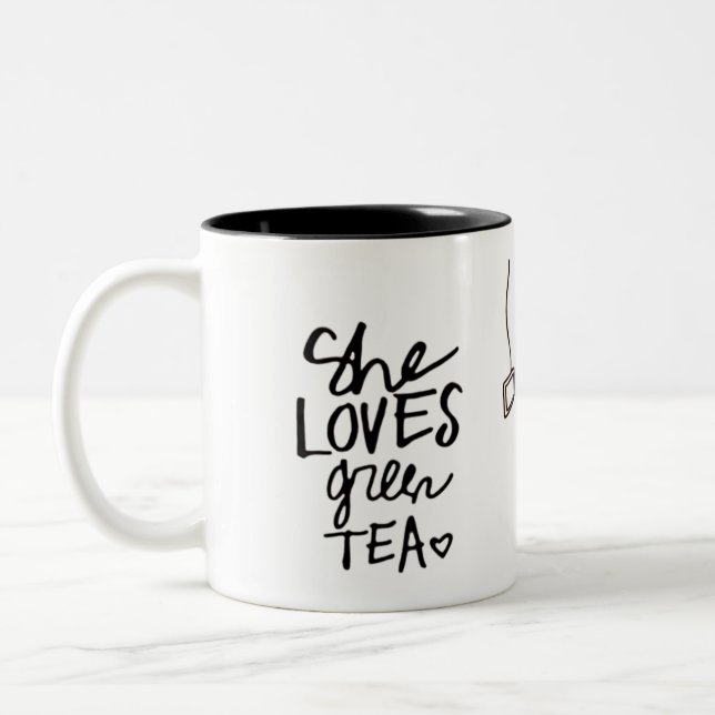 hon älskar den gröna teamuggen Två-Tonad mugg (Vänster)