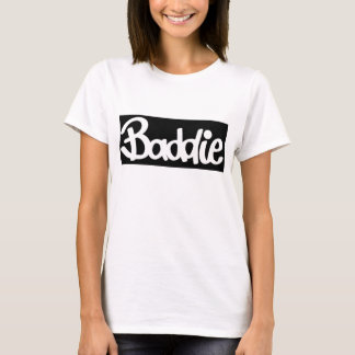 Hon är Baddie T Shirt