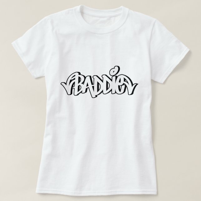 Hon är Baddie T Shirt (Design framsida)
