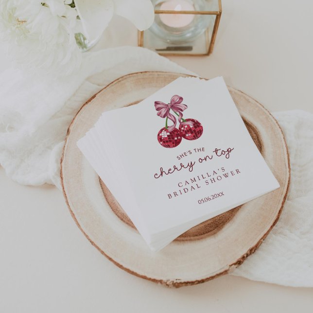 Hon är Cherry on Top Rosa Bow Möhippa Pappersservett (Skapare uppladdad)