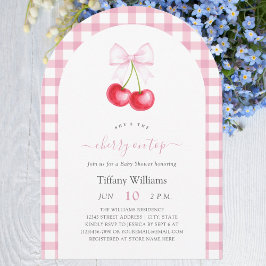 Hon är Cherry on Top Rosa Gingham Baby Shower Inbjudningar