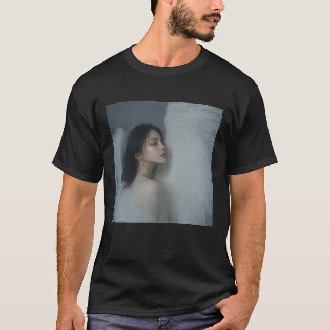 —Hon är den sovande ängeln. T Shirt (Framsida)