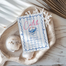 Hon är en fångst Preppy Coastal Crab Bröllopsdusch Inbjudningar