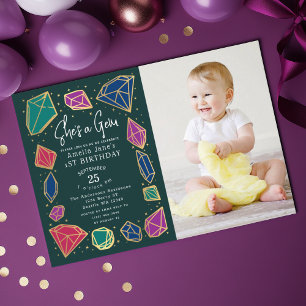 Hon är en Gem Crystals Gemstone Kid Photo Birthday Inbjudningar