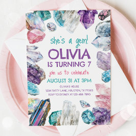 Hon är en Gem Geology Girl Birthday-inbjudan Inbjudningar