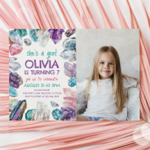 Hon är en Gem Geology Girl Birthday Photo-inbjudan