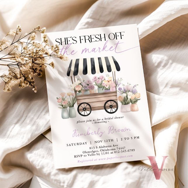 Hon är färsk från Möhippan för Lila på marknaden Inbjudningar (Skapare uppladdad)