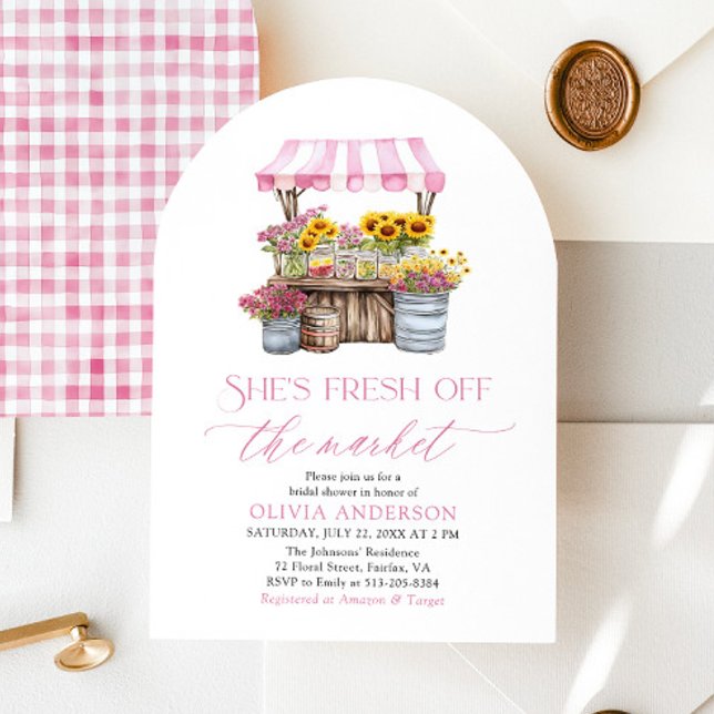 Hon är färsk från Möhippan. Inbjudningar (Watercolor She's Fresh Off The Market Bridal Shower Arched Invitation)