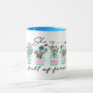 "HON ÄR FULLT AV BRAND" INSPIRATIONELL KVOT MUGG