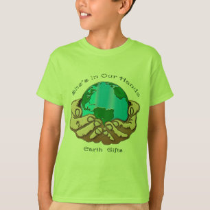 HON ÄR I HÄNDERNA-samlingen T Shirt