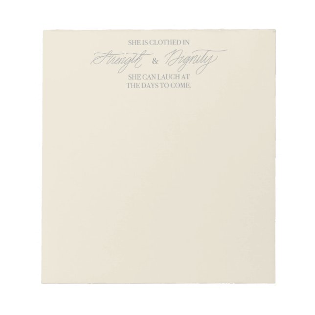 Hon är klädd i Anteckningsblock av styrka och värd (Framsida)