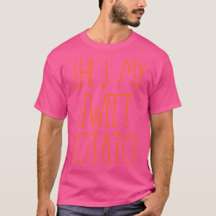 Hon är min sötpotatis jag Yam sätter Thanksgiving- T Shirt